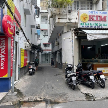 NHÀ ĐƯỜNG ĐOÀN VĂN BƠ, QUẬN 4