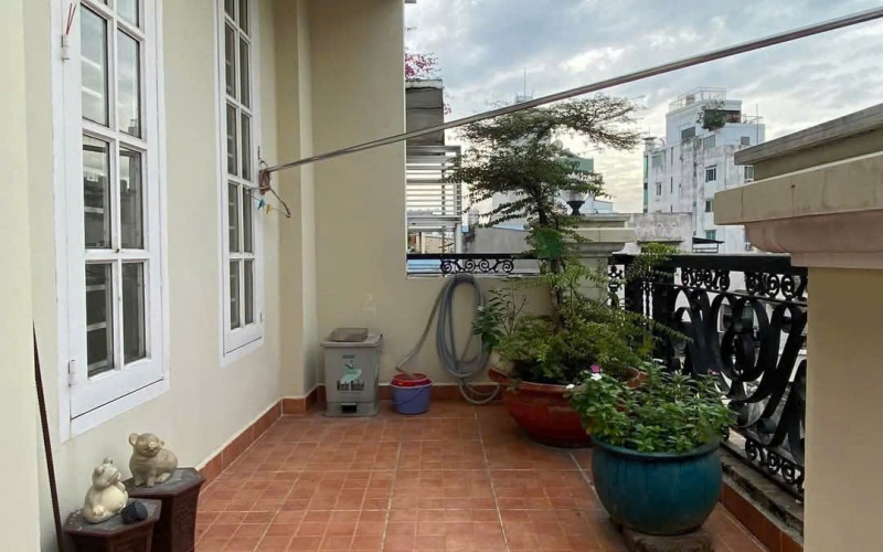 NHÀ TRONG HẺM ĐƯỜNG TRẦN QUỐC TUẤN