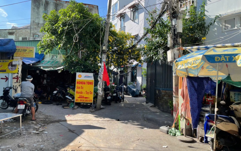 Bán căn nhà cũ (tiện đầu tư XD mới CHDV)