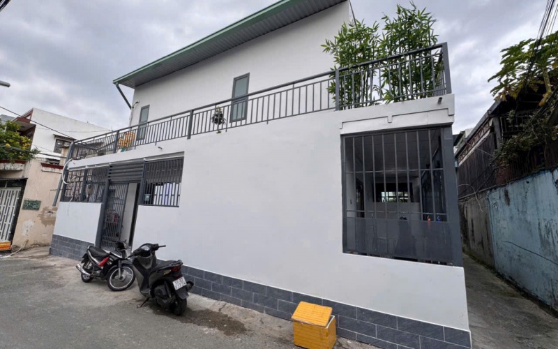 Nhà căn góc, mặt tiền đường số 5, phường Trường Thọ, Thủ Đức (cũ); 