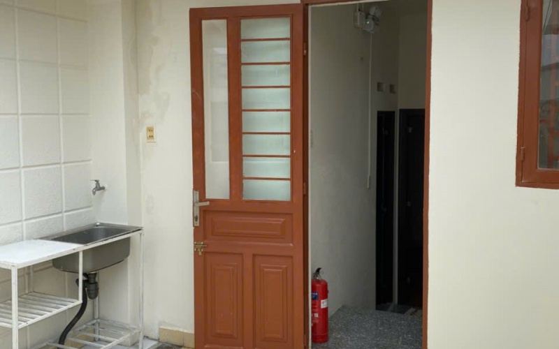 Bán nhà hẻm 1 sẹc (rộng 4-4,5m), Cô Bắc, phường 1, quận Phú Nhuận (từ nhà ra # 150m);