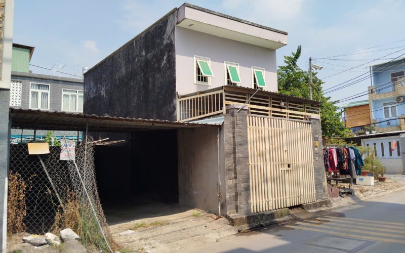 Bán nhà mặt tiền đường 836 Phú Hữu, Thủ đức cũ
